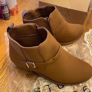 Ankle boots, light brown